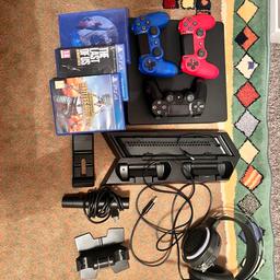 PS4 BUNDLE comes with:
PS4 FAN/STAND
3-CONTROLLERS
PUBG
SPIDER-MAN
THE-LAST-OF-US
DOCK-CHARGER
PLAYSTATION-CAMERA
HDMI
POWER-CABLE
Those were all the items it comes with I’m selling it because I am getting an upgrade I think this a bargain