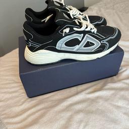 Dior B30 black and white which is a size 10. Has been worn just needs a wipe. I don’t want them need them gone asap.