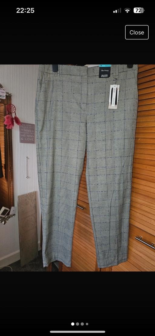 Buy & Sell East London Highams Park - East London - Photos for M&S Checked Trousers