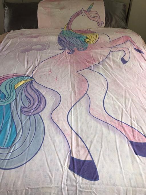 Buy & Sell West Midlands Dudley - Photos for Single unicorn duvet cover and fitted sheet