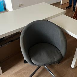 Malm Schreibtisch mit Ausziehplatte Ikea mit Stuhl
151x65cm
Festpreis
Nur Abholung