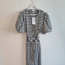 Warehouse BNWT Gingham Puff Sleeve Belted Midi Dress 12 New RRP £56

Brand
Warehouse
Size Type
Regular
Department
Women
Size
12
Sleeve Type
Puff Sleeve
Style
A-Line
Features
Belted
Colour
Multicoloured
Dress Length
Midi