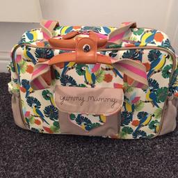 Yummy Mummy Changing Bag - As New
Comes with additional optional longer straps too
So many compartments for storage!
Does not come with the foldable changing mat
Collection from South Cliff 🙂
£15 ono
Was £59