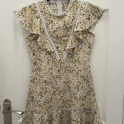 Tk maxx girls dress new condition size 6-8 yrs from pet home free and smoke free