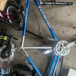 Here for sale is a 90s specialized frame in quite good condition for the age. Perfect for a project as will need cables changing.