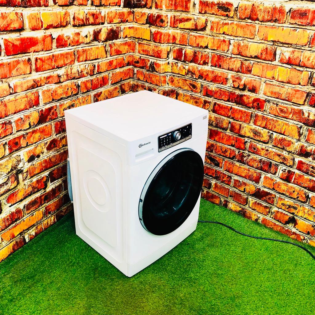 Willkommen bei Waschmaschine Nürnberg!

Entdecken Sie die Effizienz und Leistung unserer hochwertigen Waschmaschinen von Bauknecht. Vertrauen Sie auf Qualität und Zuverlässigkeit für die perfekte Pflege Ihrer Wäsche.

⭐ Produktinformationen:
- Modell: WM Style 824 ZEN
- Geprüft und gereinigt, voll funktionsfähig.
- 1 Jahr Gewährleistung.

‼️Maße (HxBxT): 85 x 59,5 x 61 cm

ℹ️ Mehr Infos auf unserer Website: 
☎️Telefon: 01632563493

✈️ Lieferung gegen Aufpreis möglich.
⚒ Anschluss: 10 Euro.
♻️ Altgerätemitnahme: Kostenlos.

ℹ︎**Beschreibung:**
* Fassungsvermögen: 8 kg
* Schleuderdrehzahl max.: 1400 U/min
* Energieeffizienzklasse: A+++
* Geräuschemission Waschen/ Schleudern (Schallleistung): 48/66 dB(A) re 1pW