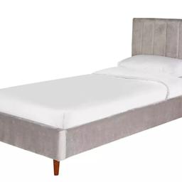 Habitat Pandora Single Velvet Bed Frame - Grey

Mattress NOT included

💥New/other. Flat packed in the box💥

Part of the Pandora collection.
Velvet frame.
Base with sprung wooden slats.
No storage.
Size W103.5, L207, H100cm.
Height to top of side rail 31.5cm.
20.5cm clearance between floor and underside of bed.
Weight 34kg.
Total maximum user weight 110kg

💥 Check our other items 💥