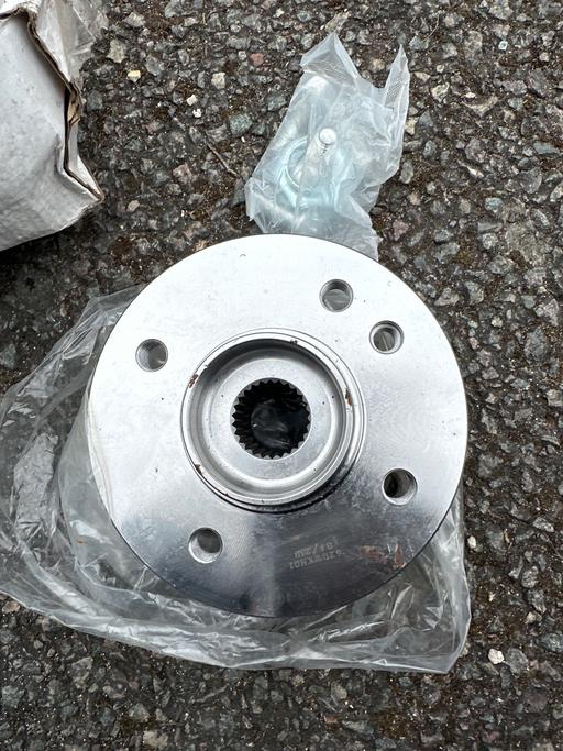 Vehicles West Midlands Dudley - Photos for Mini r53 wheel bearing