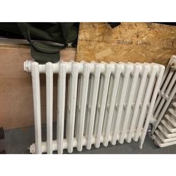 5 Cast iron radiators