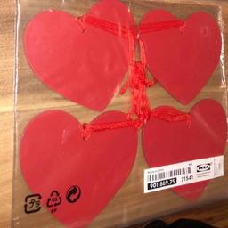 6 Weiße Herzen
zum Anklipsen
7 x 7 cm
€6.-
UND
4er Set IKEA Holzherzen zum Dekorieren oder aufhängen usw. original verpackt
€6.-