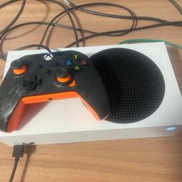 Xbox series S with a wired controller charger and power chord like new just without the box looking to move over to a PS5