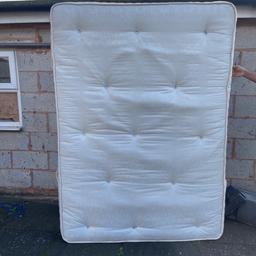 Double bed mattress
Very good condition
Selling as bought a new bed which comes with mattress.