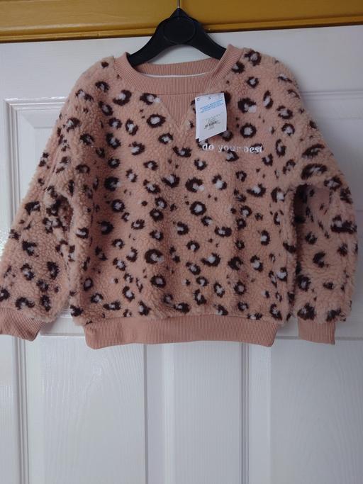 Buy & Sell Leicestershire Charnwood - Photos for Girls animal print jumper size 4-5 years