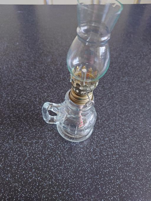 Buy & Sell Leicestershire Charnwood - Photos for Glass oil lamp