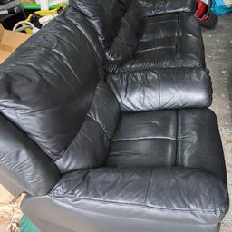 Leather sofa set. Recliners. 3 + 2 + 1 seater. Good to fair condition. Collection only. Free of charge.