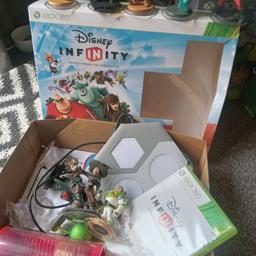 Xbox 360 Disney infinity 9 fingers with box 35 0no only used a couple off times