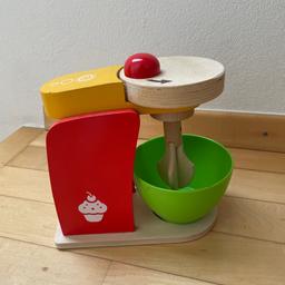 Mixer aus Holz mit Rührschüssel für Puppenküche/ Kinderküche
Versandkosten müssen zusätzlich bezahlt werden