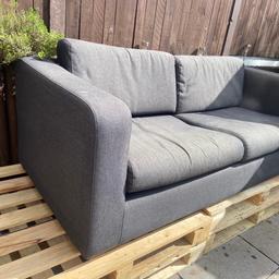 Sofa 2 seats , grey , wood legs, good condition, to clean , no wholes , no scratches.
