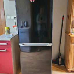 Verkaufe diesen gut erhaltenen Kühlschrank mit TK. Funktioniert einwandfrei!