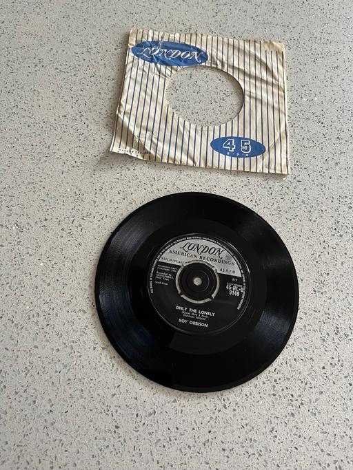 Buy & Sell Wiltshire Swindon - Photos for Roy Orbison only the lonely 7 inch vinyl