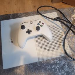 Xbox One S with 1Tb Rom is in perfect condition, just selling it due to an upgrade. It has games on it as well such as New Eafc, Efootball, and Roblox newly installed, and the gamepad is in perfect order too.