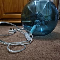 Brand new lampshade in blue colour.
Made from glass in a round globe shape. Will look beautiful in any room.