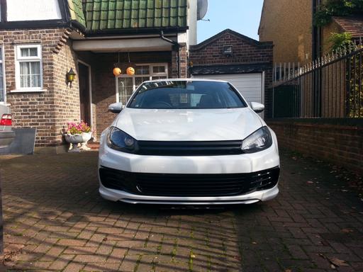 Vehicles North London Edmonton - N9 - Photos for Golf MK6 Gti edition 35 front bumper