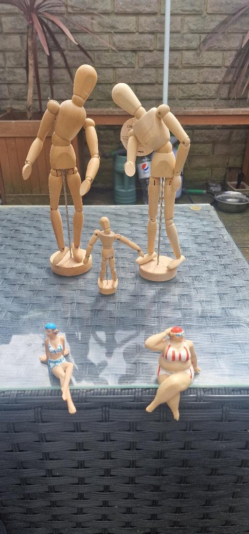 Buy & Sell South East London Colyers - South East London - Photos for wooden lay figures