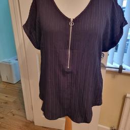 shein curve 
size 1xl (18) 
only worn once