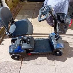 Drive style mobility scooter

in very good condition 

solid wheels with plenty of tread

20 stone weight capacity