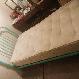 single bed and mattress. used. good condition.

already dismantle.

all scews are included

collect it only from b30 2uh