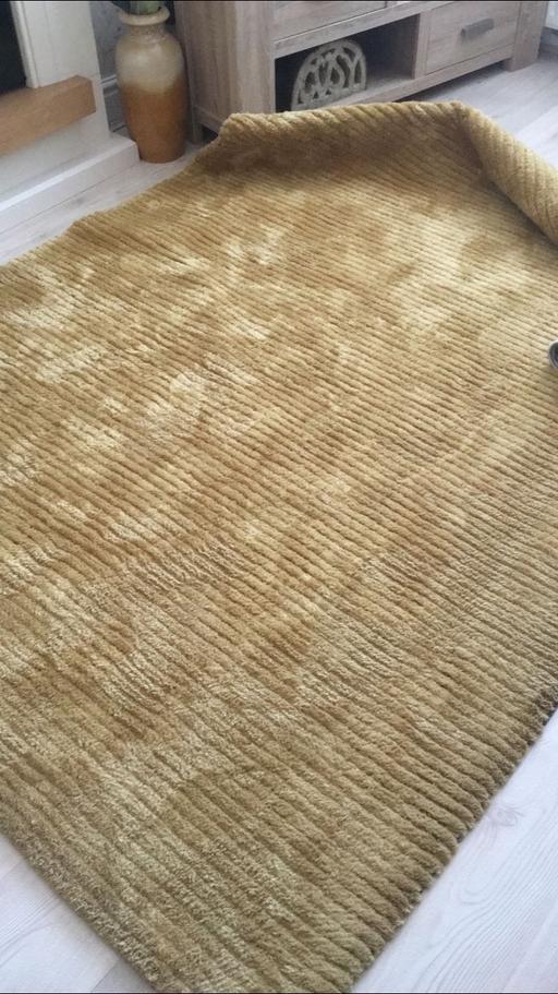 Buy & Sell County Durham Ferryhill - DL17 - Photos for Large mustard rug