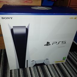 ps5. disc edition. brilliant condition. 1 controller and 2 games GTA5 and FIFA23. comes with original box.