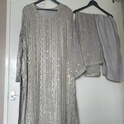 Very beautiful suit L size just near sleeves under thread out but not bad very beautiful good condition was 70 pound