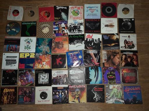 Buy & Sell Derbyshire Chesterfield - Photos for 190 x rock metal vinyl singles