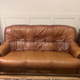 3 set sofas (3 seater, 2 seater and single)

We’ve had these sofas for over 10 years and they’re still in great shape. Real Italian leather sofas and solid wood frames. The three seater sofa has a few tears. Each sofa has storage draws underneath too.

(£500 for all 3 sofas) 

We need these taken ASAP so open to offers. 

Collection only from East London
