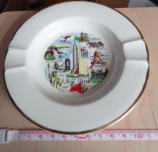 Buy & Sell Merseyside Saint Helens - Photos for vintage ceramic new York ashtray