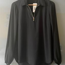 Size 10 Ladies Gorgeous BNWT Et Vous @ Matalan Black Light Fashion Top £5.99..Strood Collection or Post A/E…💕

Check out my other items…💕

Message me if wanting multi items save on postage…💕