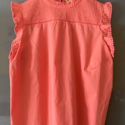 Size 18 Ladies Gorgeous BNWT George Coral Light Summer Fashion Top £3.99….Strood Collection or Post A/E…💕

Check out my other items…💕

Message me if wanting multi items save on postage…💕