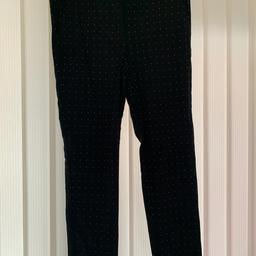 Brand new ladies Zara trousers
Size m works out as a 10
Black with tiny white dots all over