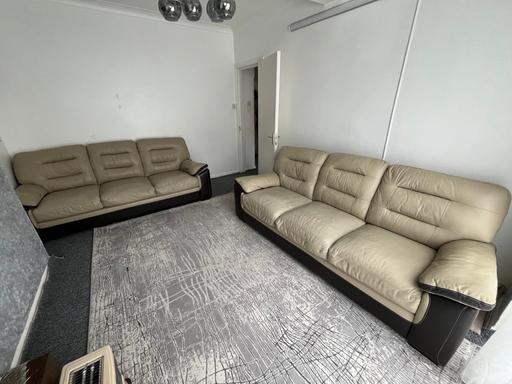 Buy & Sell South West London Streatham Common - South West London - Photos for Two 3 seater ScS leather sofa Length 270cm