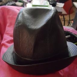 Schwarzer Glattleder Hut Sehr guter Zustand