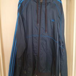 Adidas raincoat
size XXL
blue good condition no defects