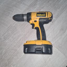 used drill fully working 
no charger can't find it.
will be charged to show its fully working.