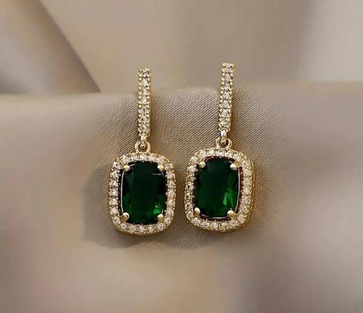 Buy & Sell Healey Rochdale - Photos for Ladies Drop Earrings. Emerald. Gold Plated 