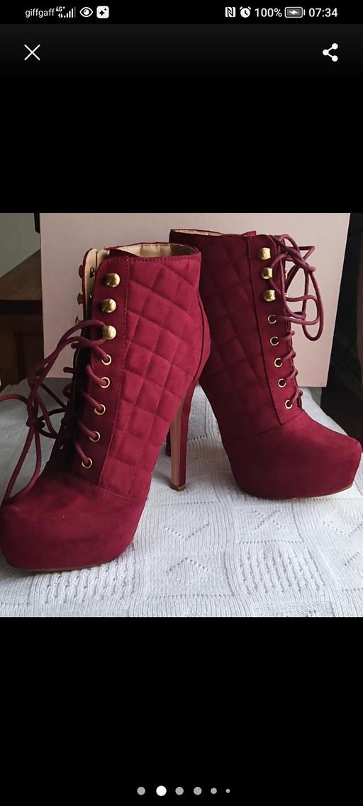 Buy & Sell Wyther Park Industrial Estate Leeds - Photos for wine red boots just fab like new size6