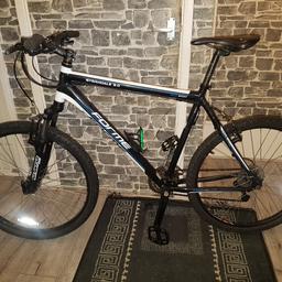 For sale
Forme sterndale mountain bike
26inch wheels
21inch xl frame
21 speed gears
New tyres
New chain
New peddles
Very nice big bike
1st to view will buy it 100%
Buyer won't be disappointed at all
No time wasters
1st £100
Grab a absolute bargain
Can deliver for fuel costs
Pick up thorntree Middlesbrough