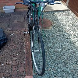 norco vfr
quick release wheels
ritchey handle bars
hybrid bike
28inch wheels
Madison seat
Shimano gears
in Aylesbury not Hatfield
I have 2 brand new tyres that also come with it and a lock chain.
