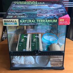 Comes With Lots Of Small Animal Accessories…
2x Bedding Packs
Hamster Wheel
Poop Scoop
Soft Tissue Bedding Pack
Coconut Hide
Wooden Log Bridge

Has A Very Sturdy, Removable And Breathable Mesh Top.
Glass All Around With Opening Doors At The Front
Cage Has Been Thoroughly Cleaned And Ready For Collection 
Pre Loved By A Hamster