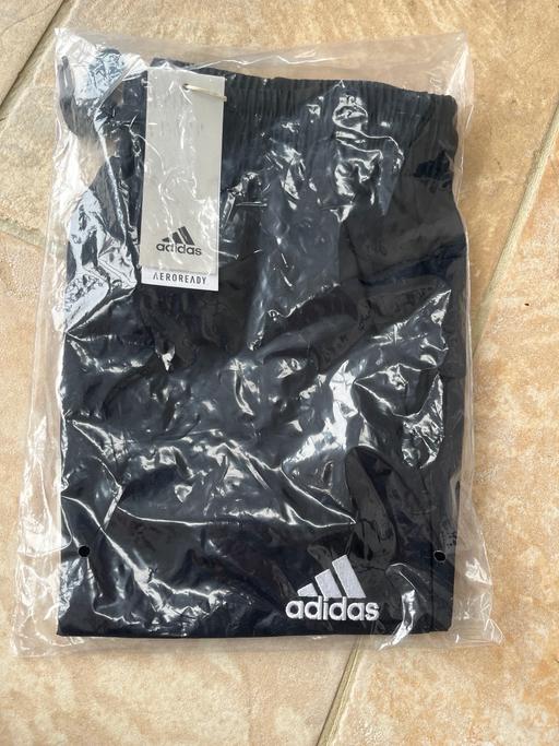 Buy & Sell Kent Swale - Photos for Brand new adidas seems shorts size small